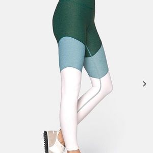 Outdoor Voices leggings